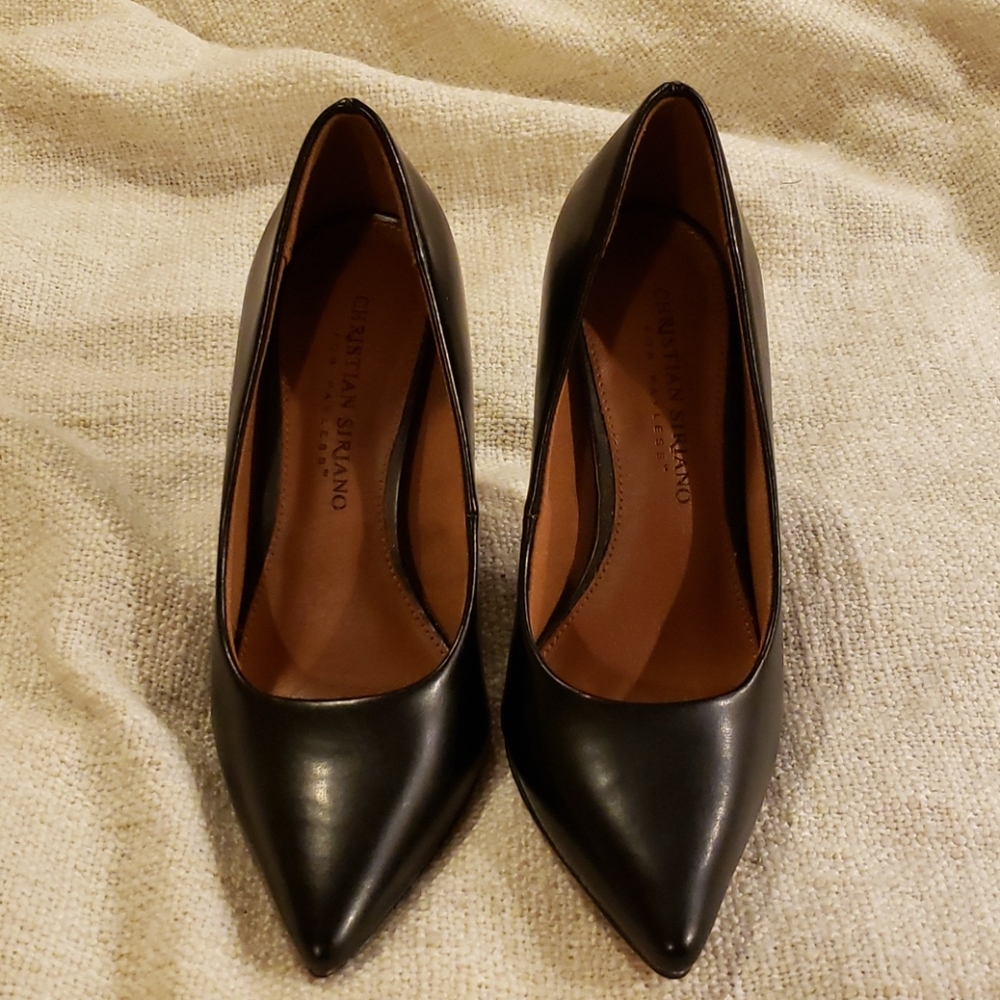 Christian Siriano black pumps